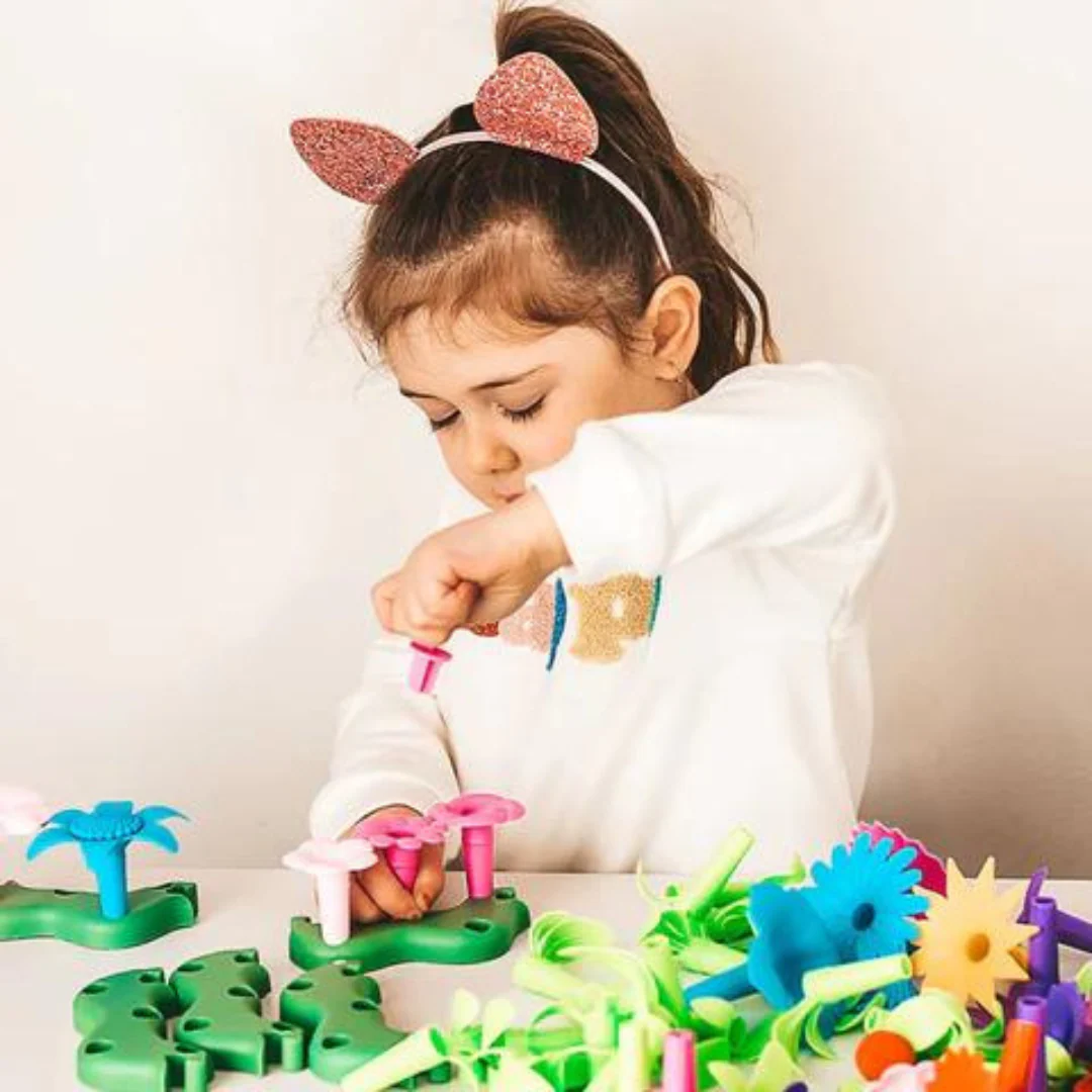 Montessori Blomsterträdgårdsset – Kreativ och Pedagogisk Lek för Barn från 3 År - Bild 4
