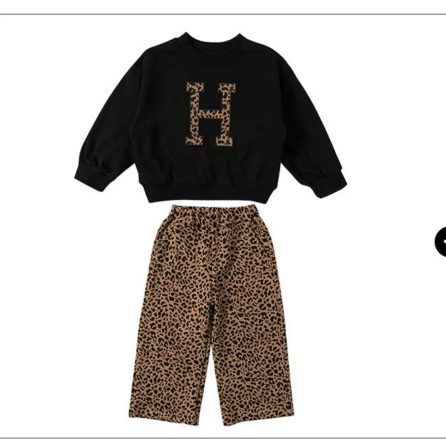 Set med tröja och byxor med leopardmönster – H Flickor, Bomull, Storlek 1–7 år - Bild 5